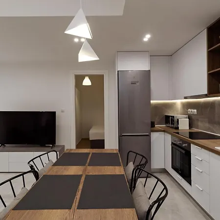 Apartamento Blu & Marrone Suites-parking Included *