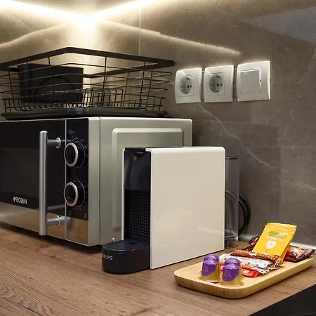 Blu & Marrone Suites-parking Included דירה