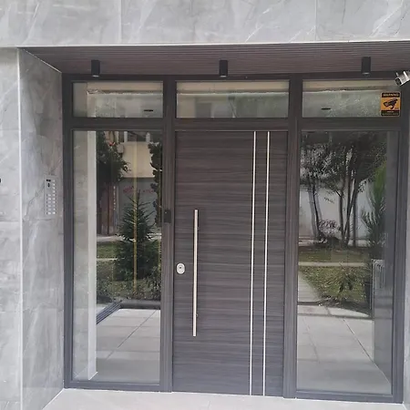 Blu & Marrone Suites-parking Included Daire