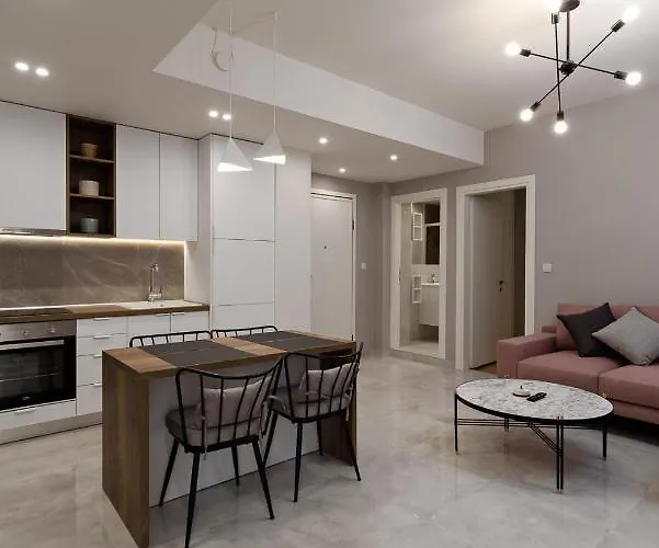Blu & Marrone Suites-parking Included * Thessaloníki