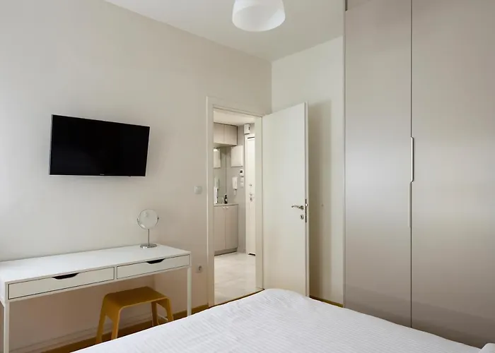 Blu & Marrone Suites-parking Included شقة سالونيك