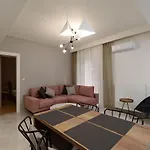 Blu & Marrone Suites-parking Included *
