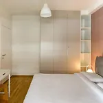 Blu & Marrone Suites-parking Included 公寓
