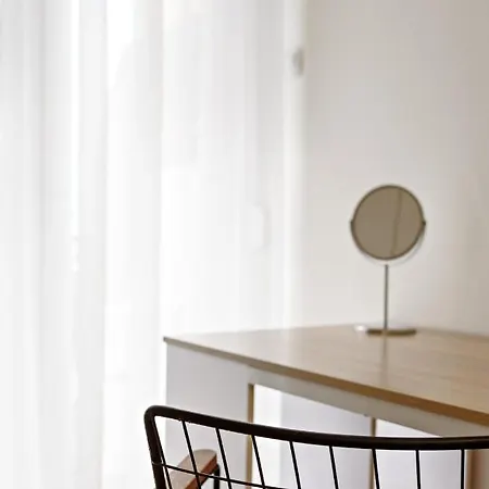 Blu & Marrone Suites-parking Included Apartment *