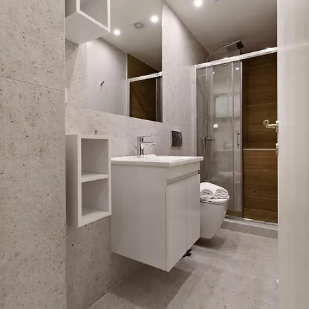 Blu & Marrone Suites-parking Included דירה