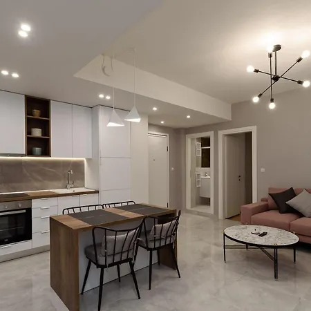 Blu & Marrone Suites-parking Included * Thessaloniki