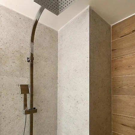 Blu & Marrone Suites-parking Included * Salonicco