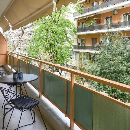 Blu & Marrone Suites-parking Included Солун