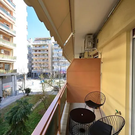 Blu & Marrone Suites-parking Included