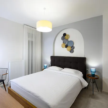 Blu & Marrone Suites-parking Included Thessaloniki