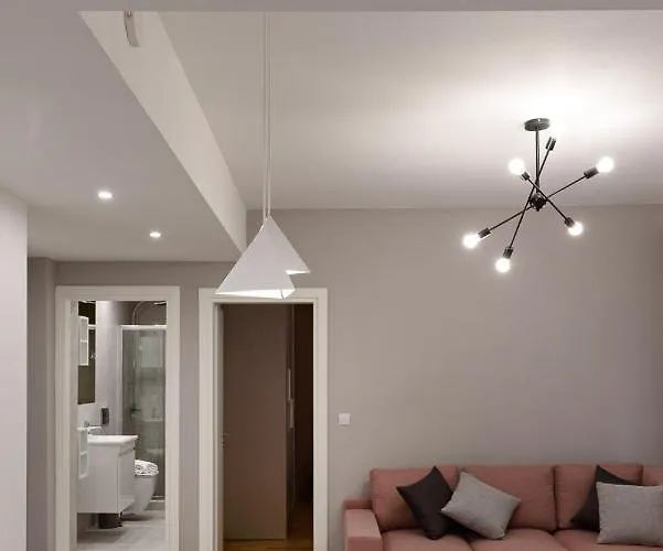 Blu & Marrone Suites-parking Included * 塞萨洛尼基