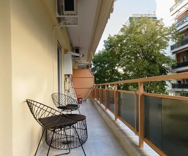 Blu & Marrone Suites-parking Included * Thessaloniki