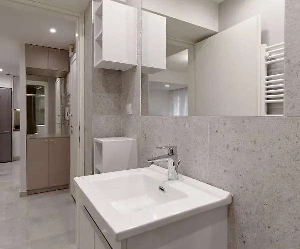 公寓 Blu & Marrone Suites-parking Included 塞萨洛尼基