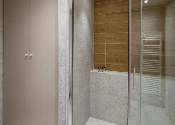 Blu & Marrone Suites-parking Included * 塞萨洛尼基