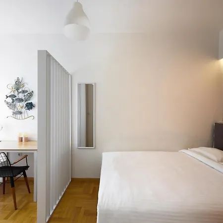 Apartament Blu & Marrone Suites-parking Included Salonic