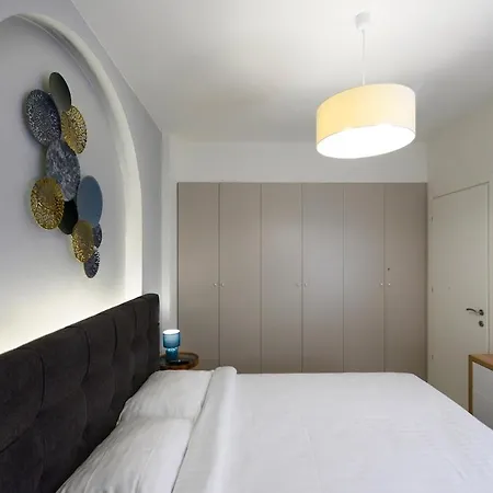 Blu & Marrone Suites-parking Included Apartament